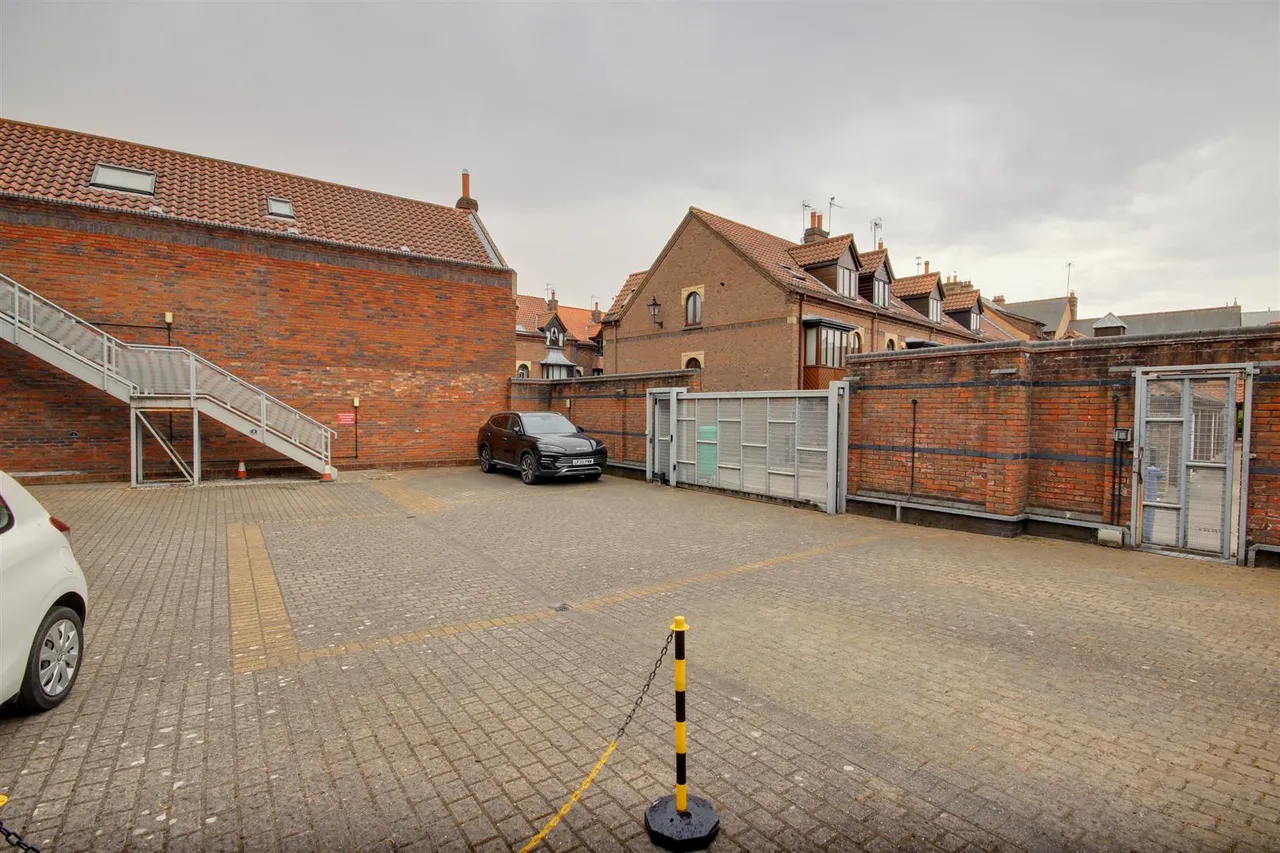 Trinity Lane, Beverley, photo 7