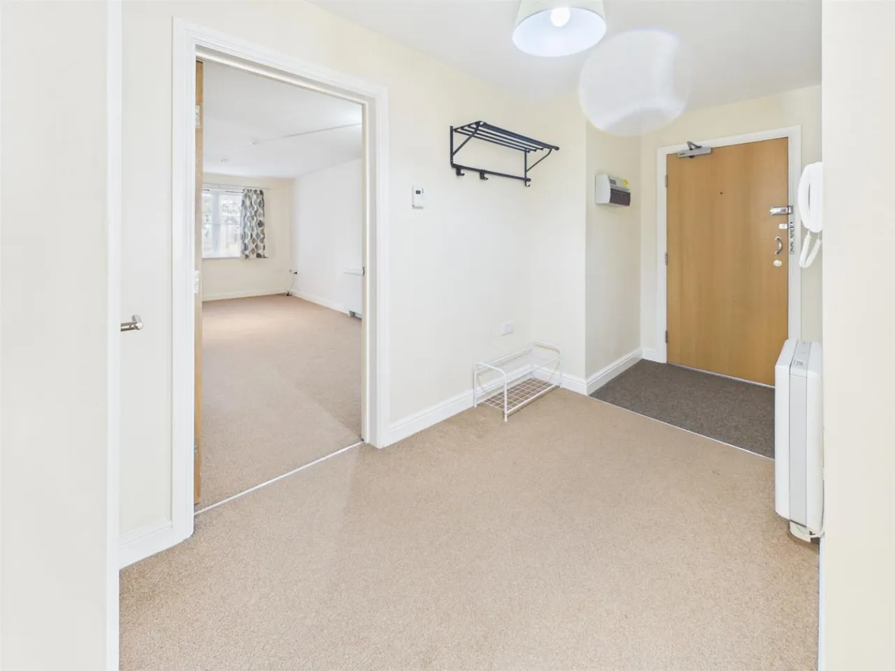 Riverside Drive, Lincoln, LN5, photo 2