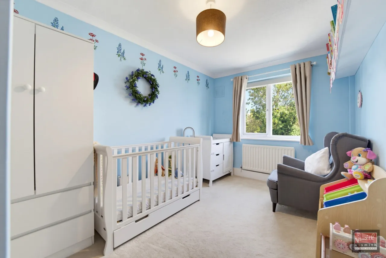 Reedsfield Road, Surrey, photo 10