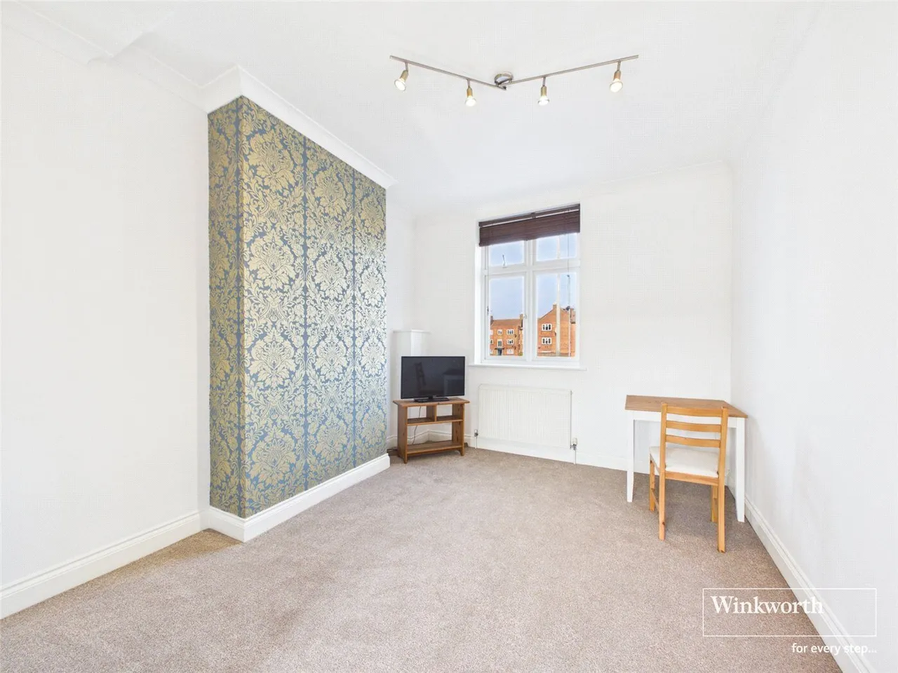 Watford Way, London, NW7, photo 5
