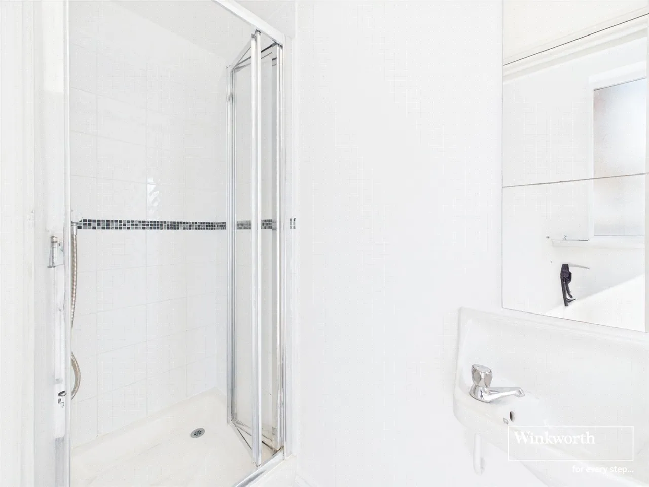 Watford Way, London, NW7, photo 3
