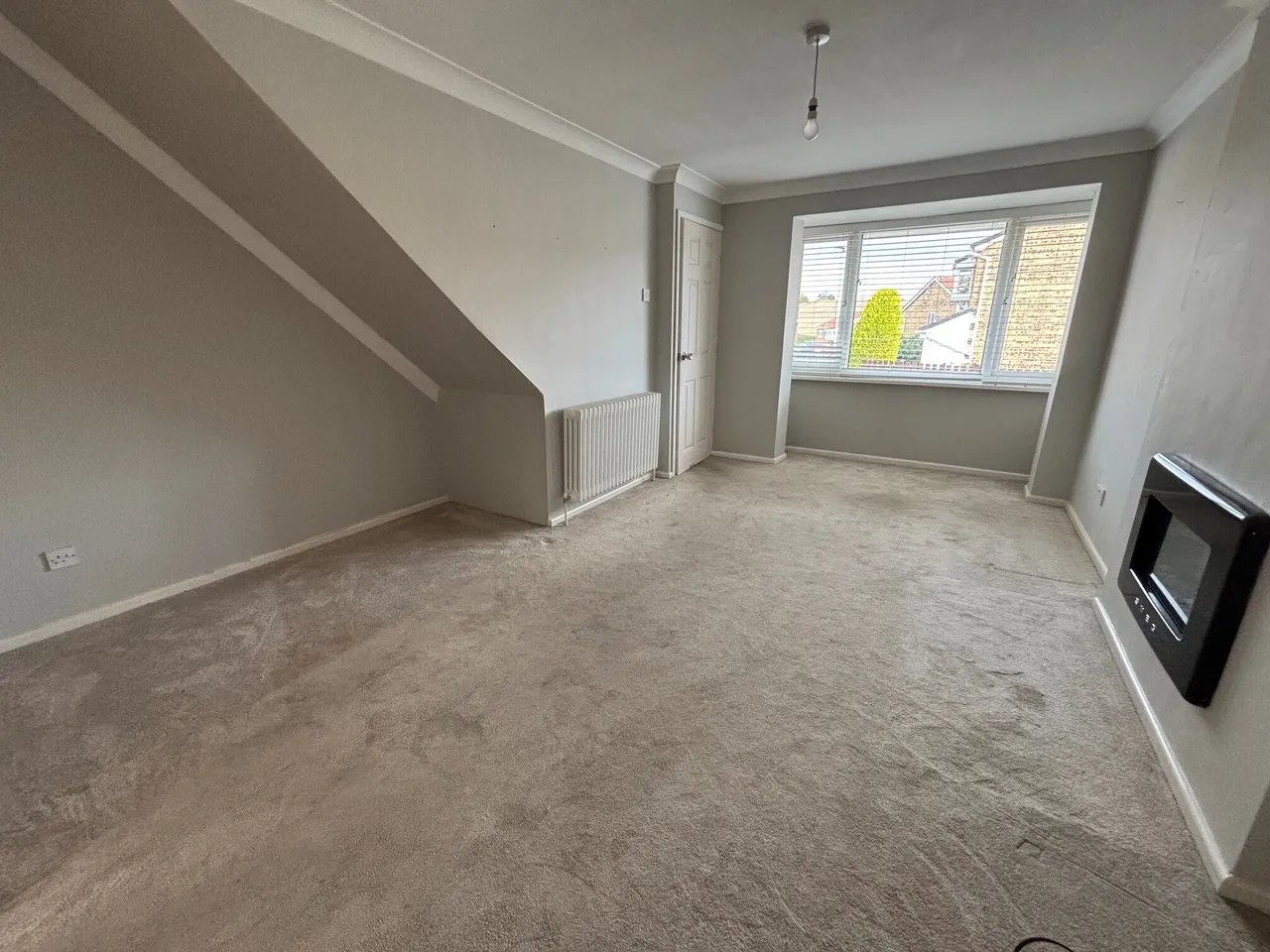 Askam Court, Bramley, S66, photo 3