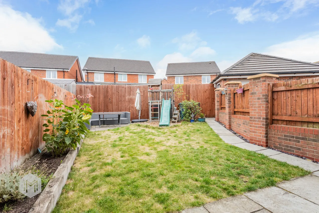 Stirrups Farm Road, Lowton, Warrington, WA3 2SX, photo 4