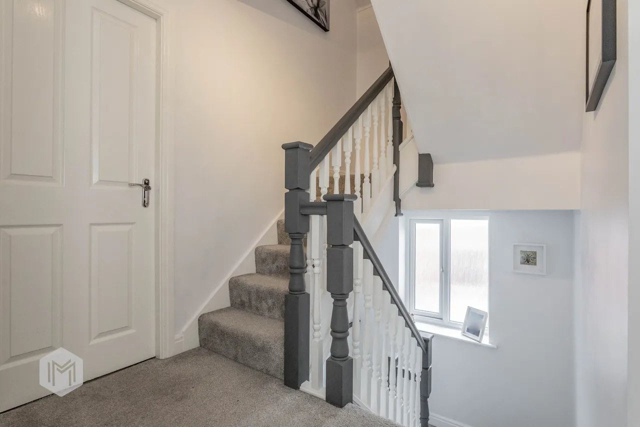 Stirrups Farm Road, Lowton, Warrington, WA3 2SX, photo 14