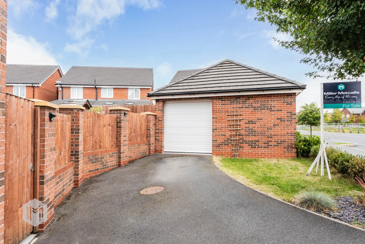 Stirrups Farm Road, Lowton, Warrington, WA3 2SX, photo 33