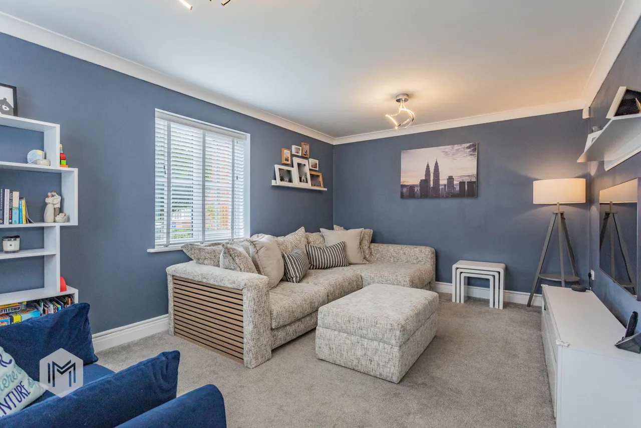 Stirrups Farm Road, Lowton, Warrington, WA3 2SX, photo 2