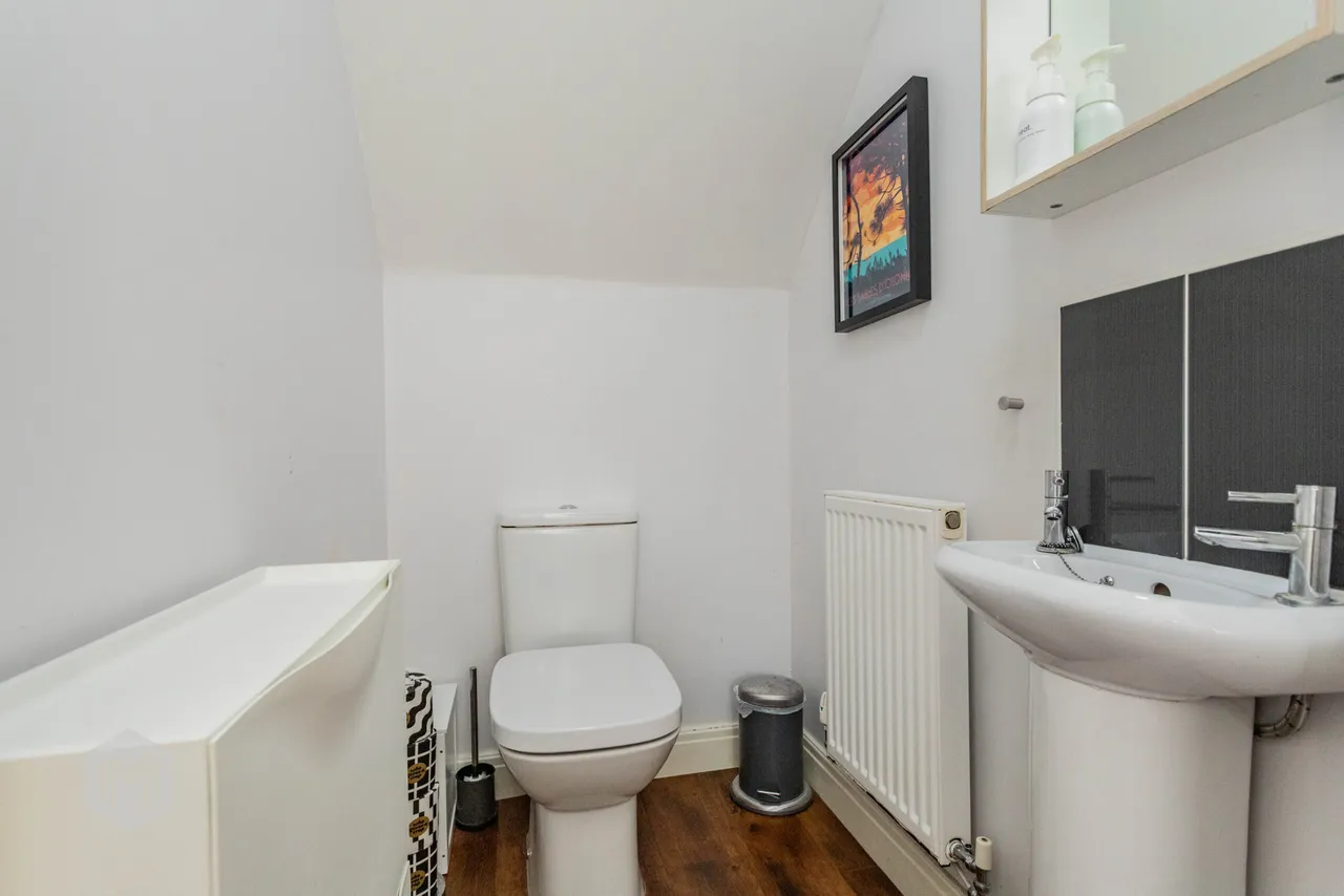 Stirrups Farm Road, Lowton, Warrington, WA3 2SX, photo 11