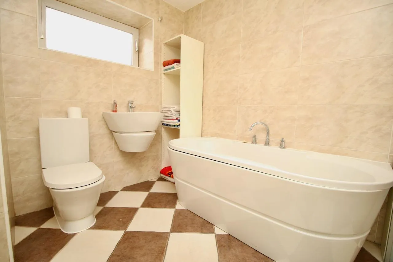 Lomond Crescent, Cumbernauld, G67 4JJ, photo 22