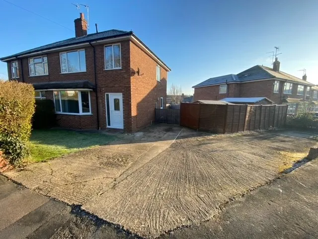 3 bed house to rent, David Road, Bilton, CV22