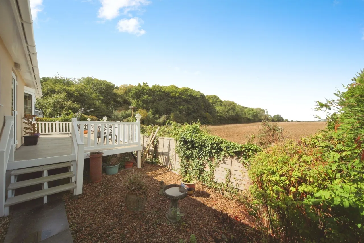 Residential Park, Caddington, LU1, photo 20