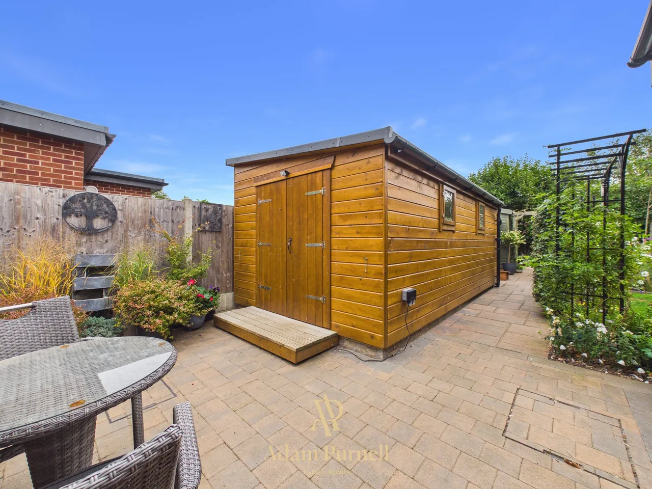 Colts Close, Burbage, LE10, photo 25