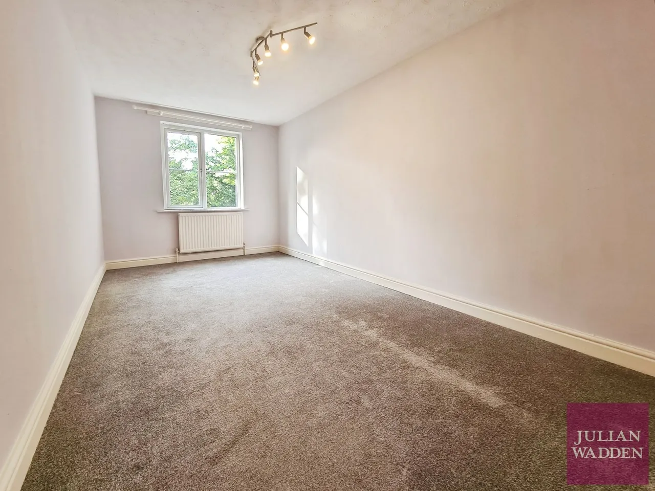 The Crescent, Davenport, SK3, photo 11