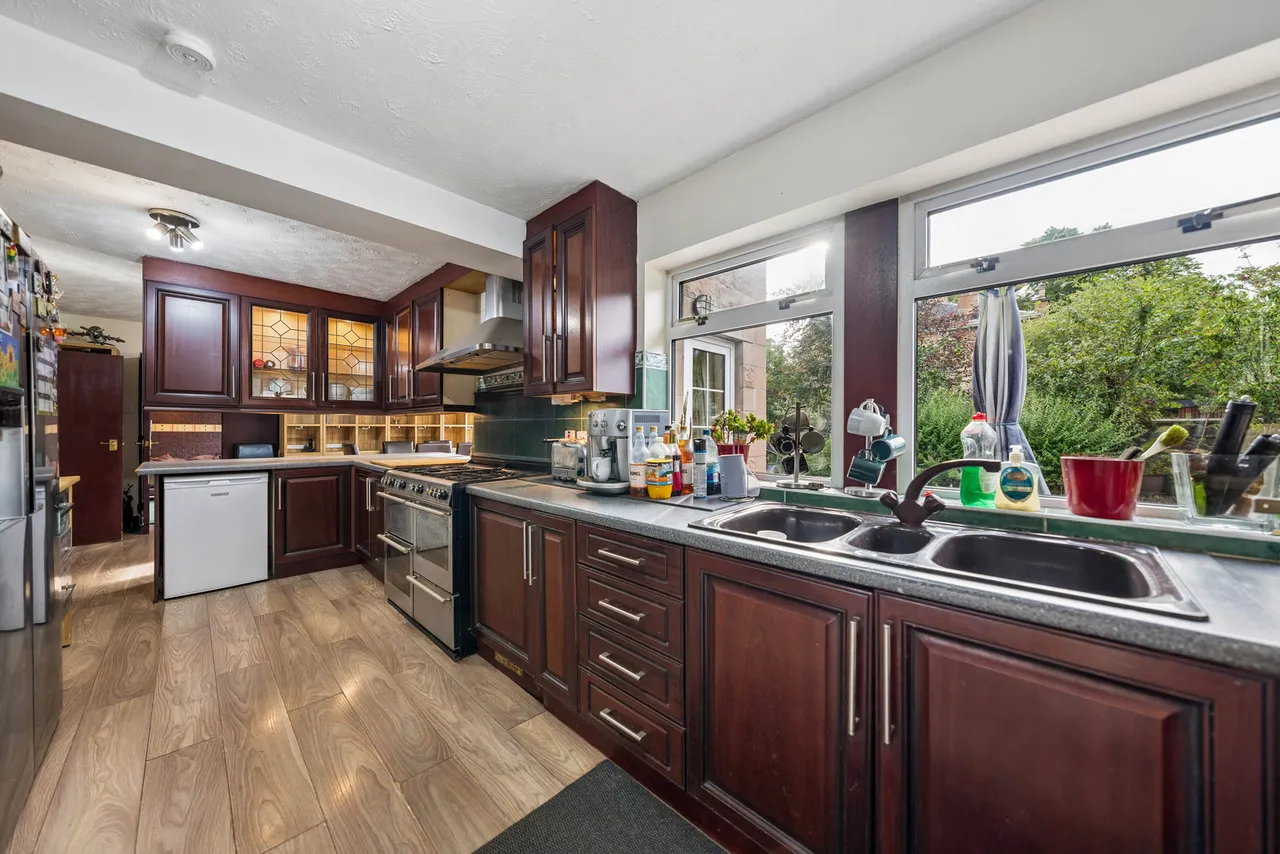 Dargarvel Avenue, Dumbreck, G41, photo 12