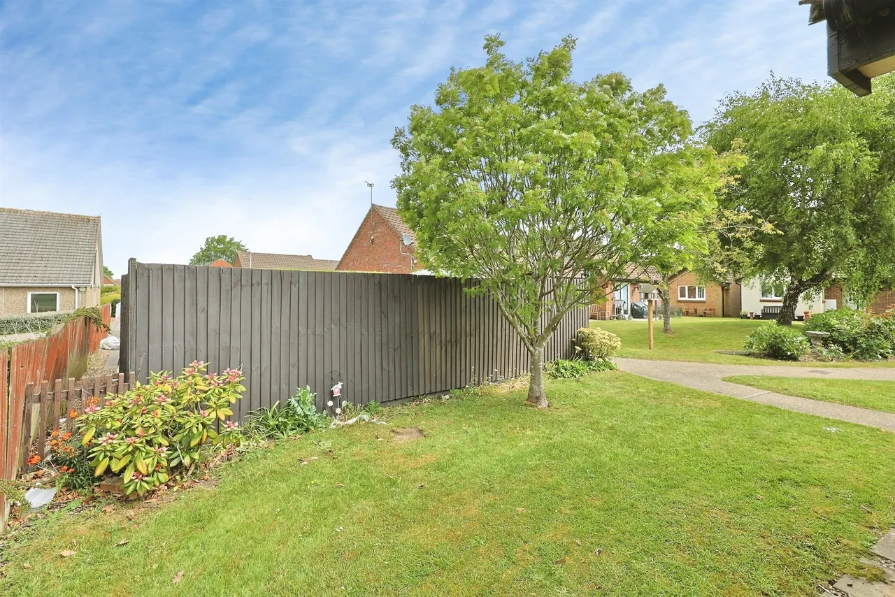 Churchfield Green, Norwich, photo 9