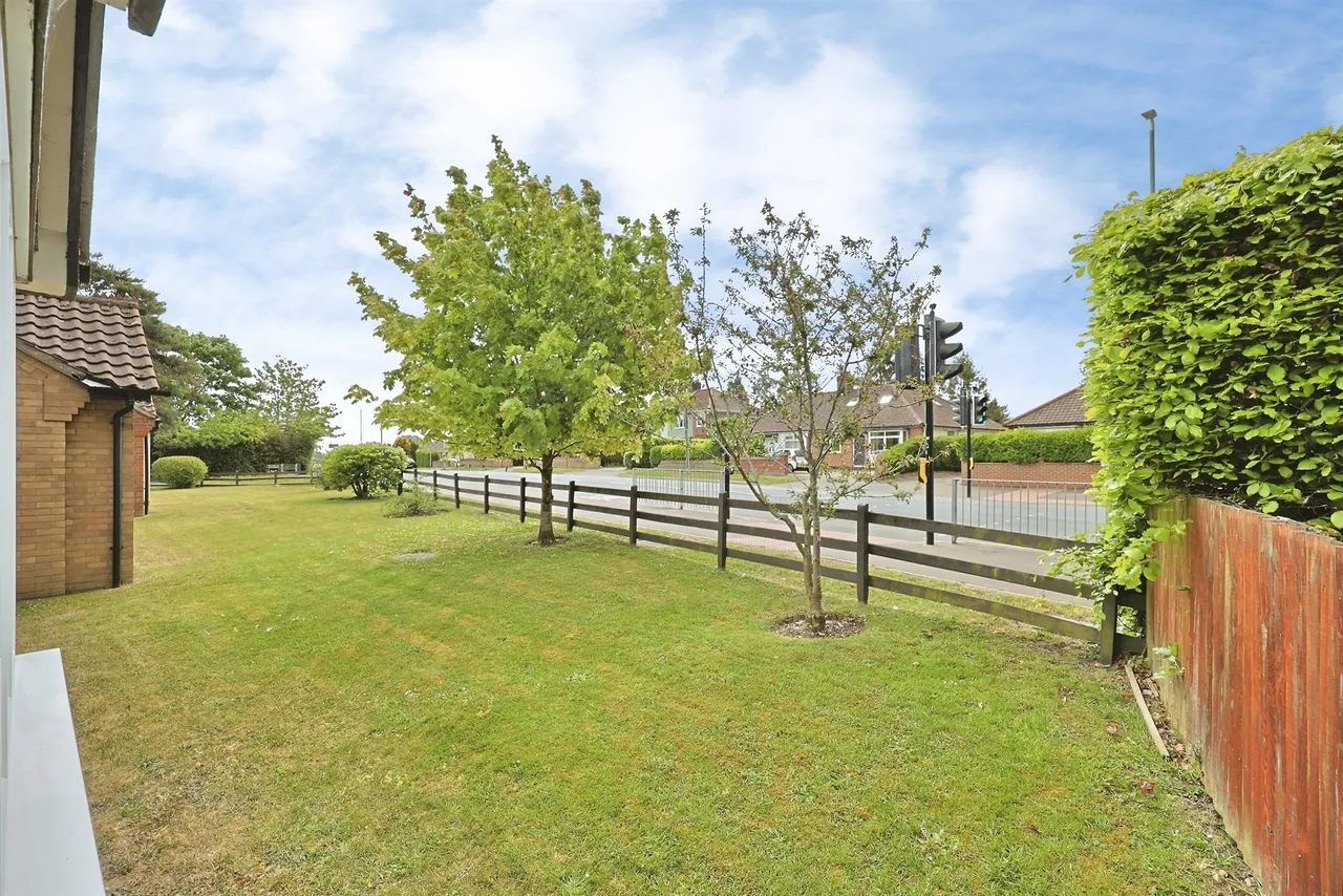 Churchfield Green, Norwich, photo 8