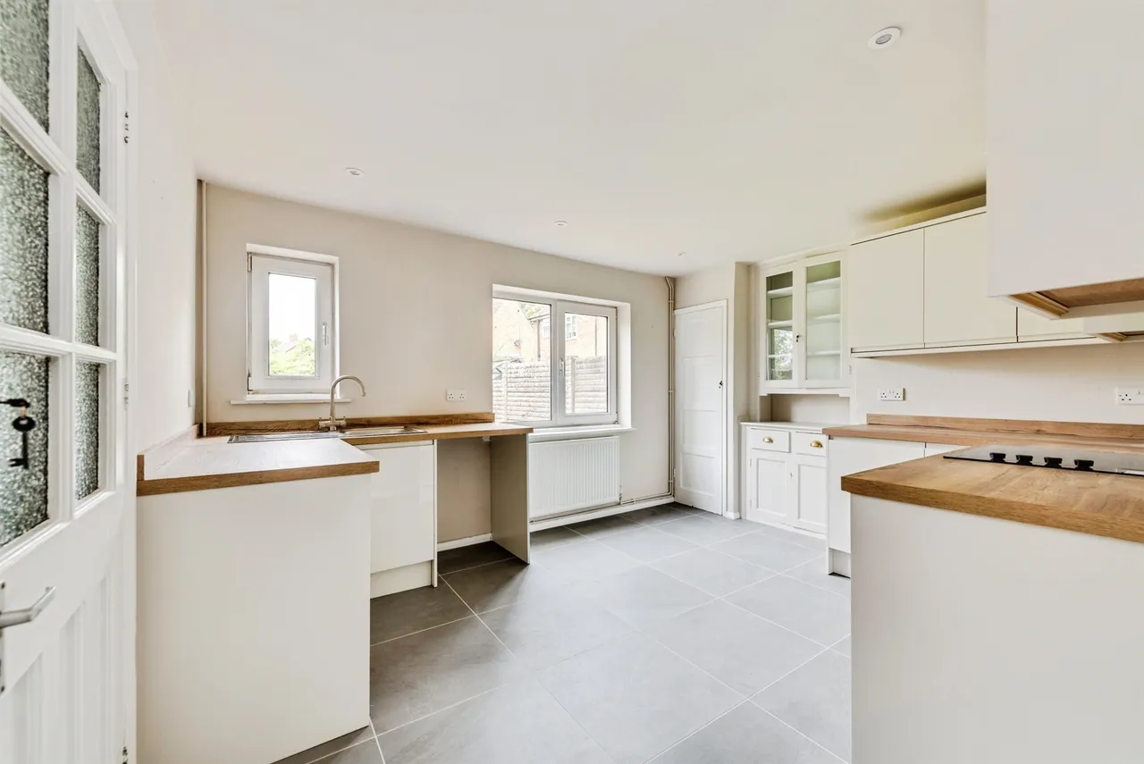 Coltman Avenue, Long Crendon, HP18, photo 5