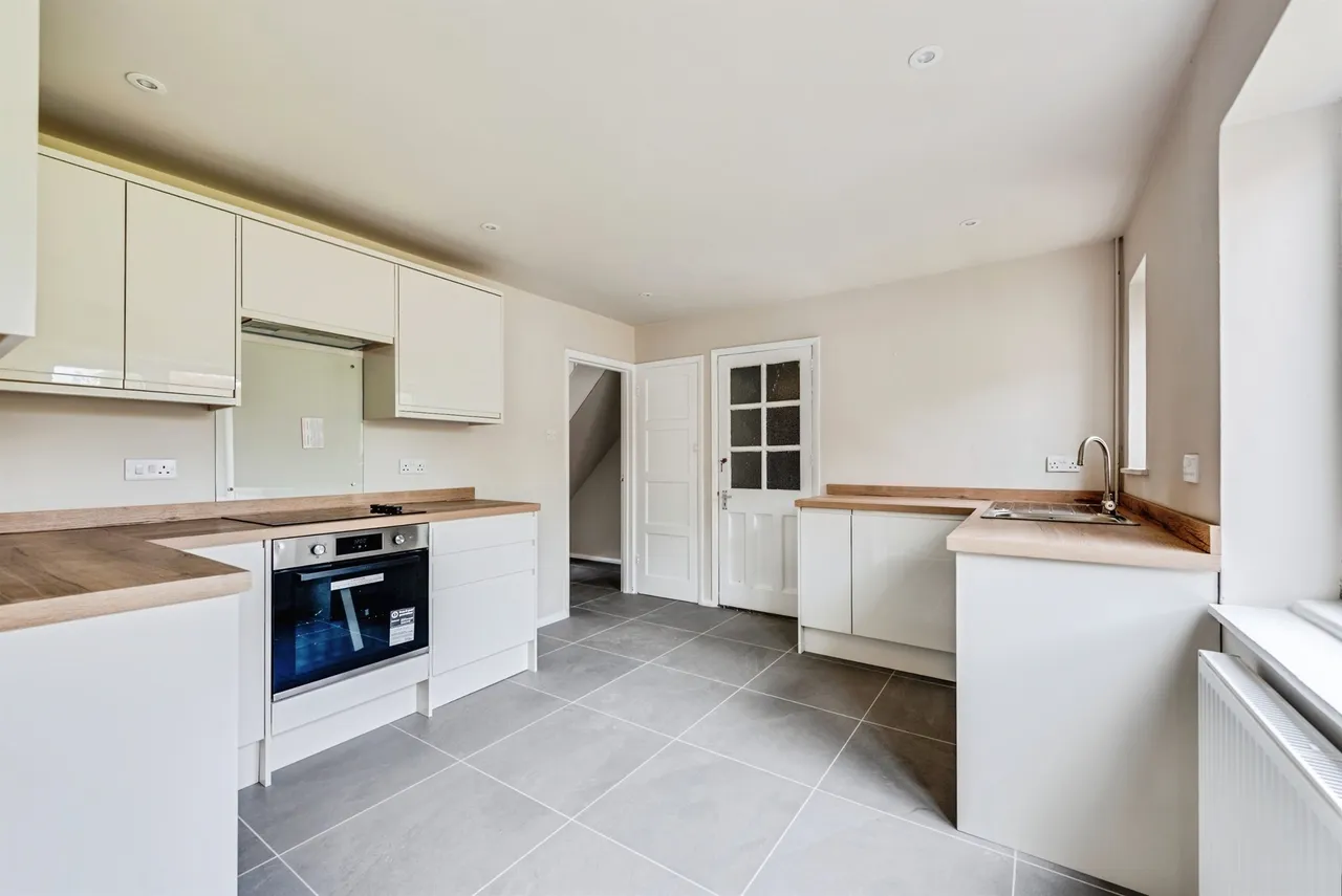 Coltman Avenue, Long Crendon, HP18, photo 2