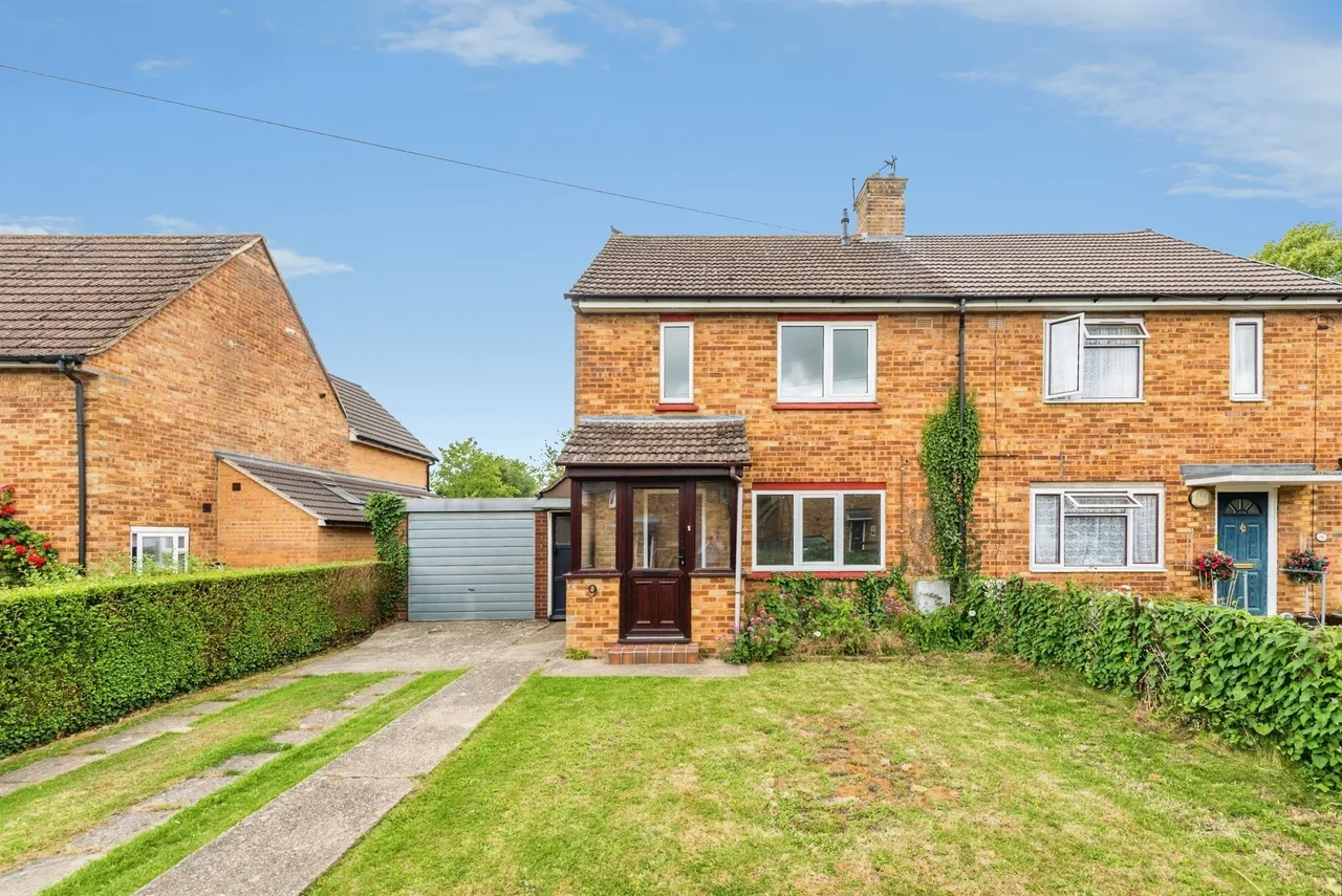 2 bed house for sale, Coltman Avenue, Long Crendon, HP18