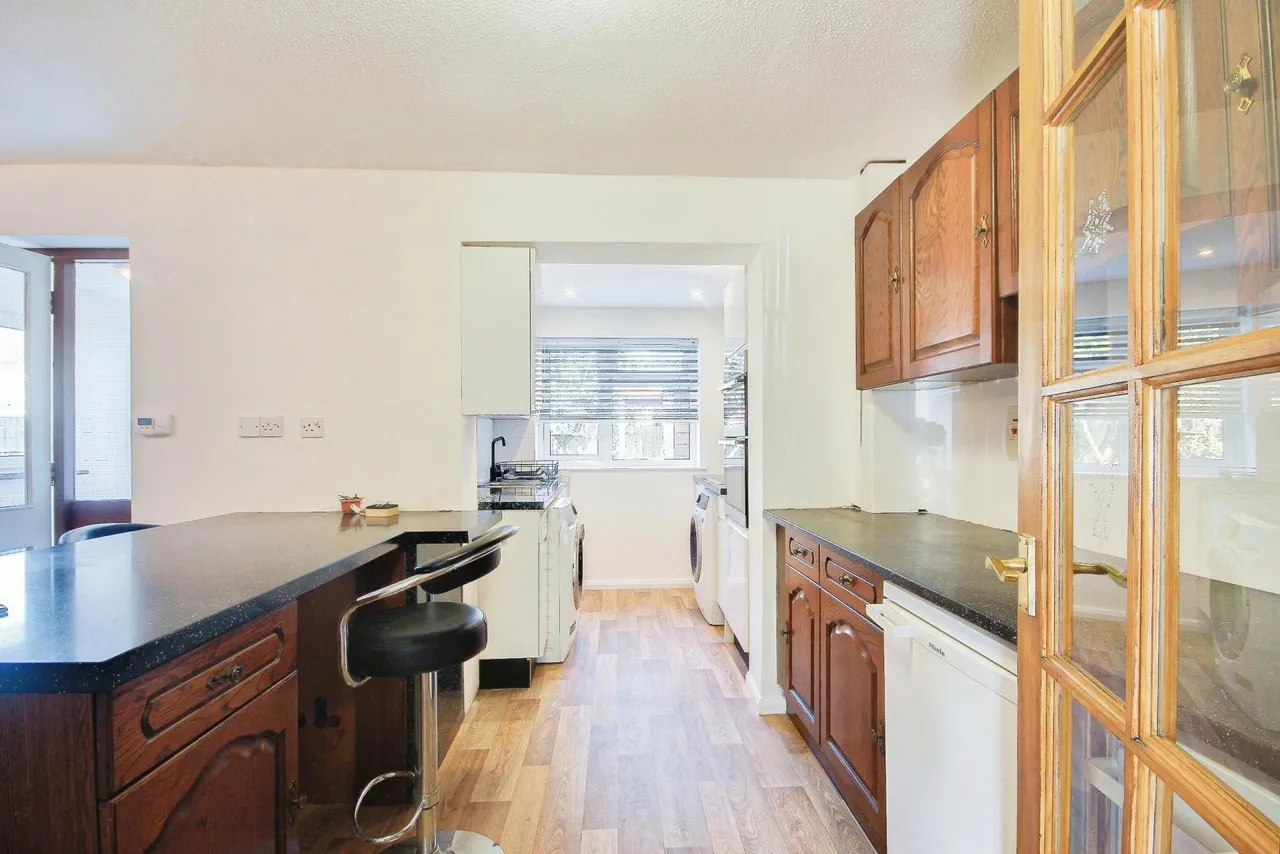 Alington Close, Gloucester, GL1, photo 4