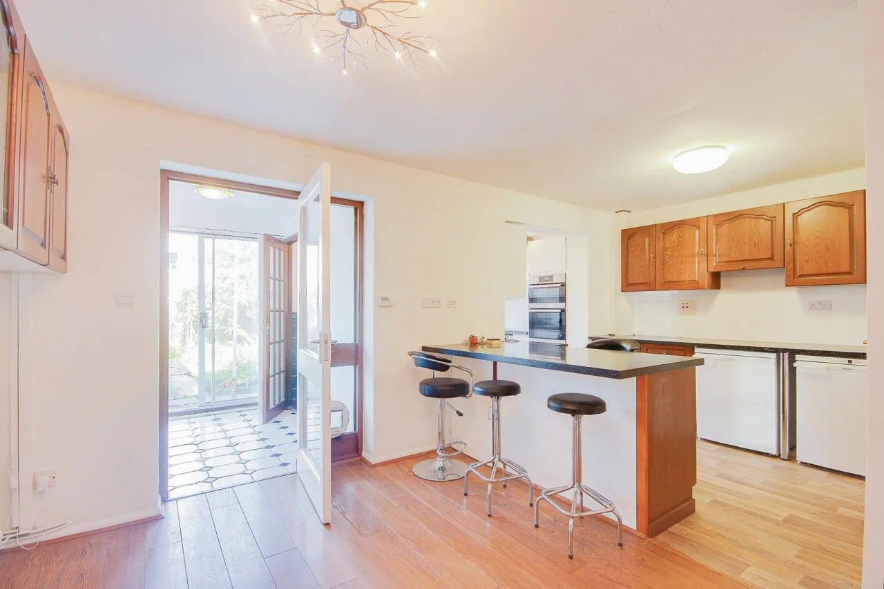 Alington Close, Gloucester, GL1, photo 6