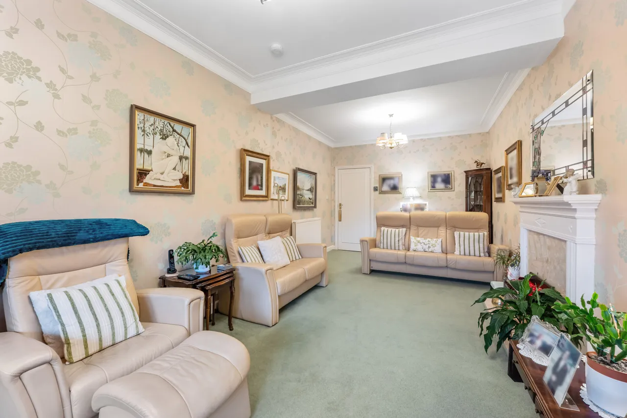 14 Buchanan Drive, Bearsden, G61 2EW, photo 8