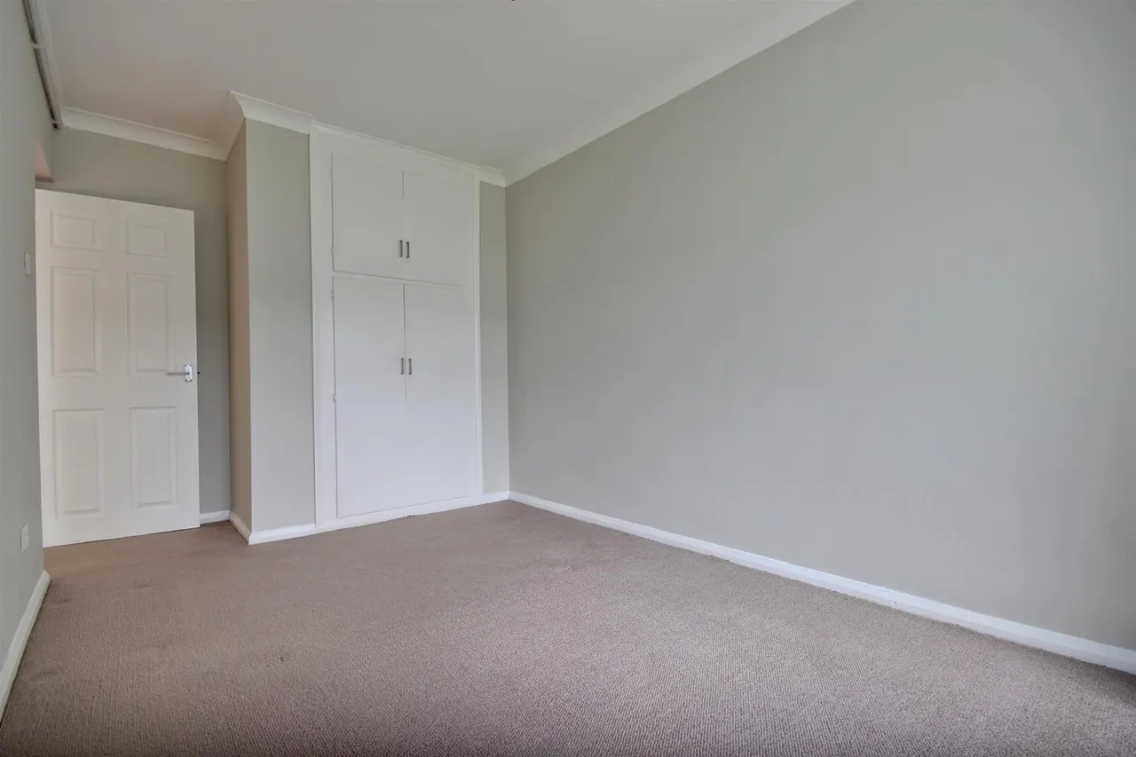 Fulford Crescent, Willerby, Hull, photo 5