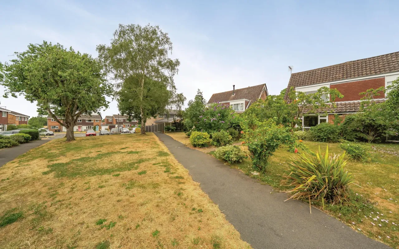 Pinchmill Way, Sharnbrook, Bedford, photo 13