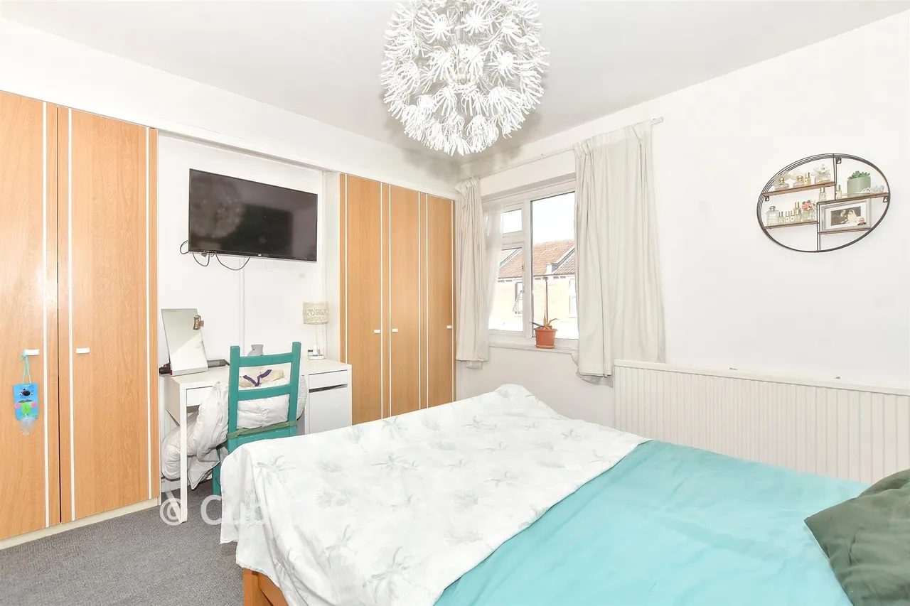 Hollam Road, Southsea, PO4, photo 8
