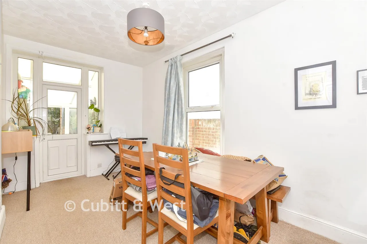 Hollam Road, Southsea, PO4, photo 3