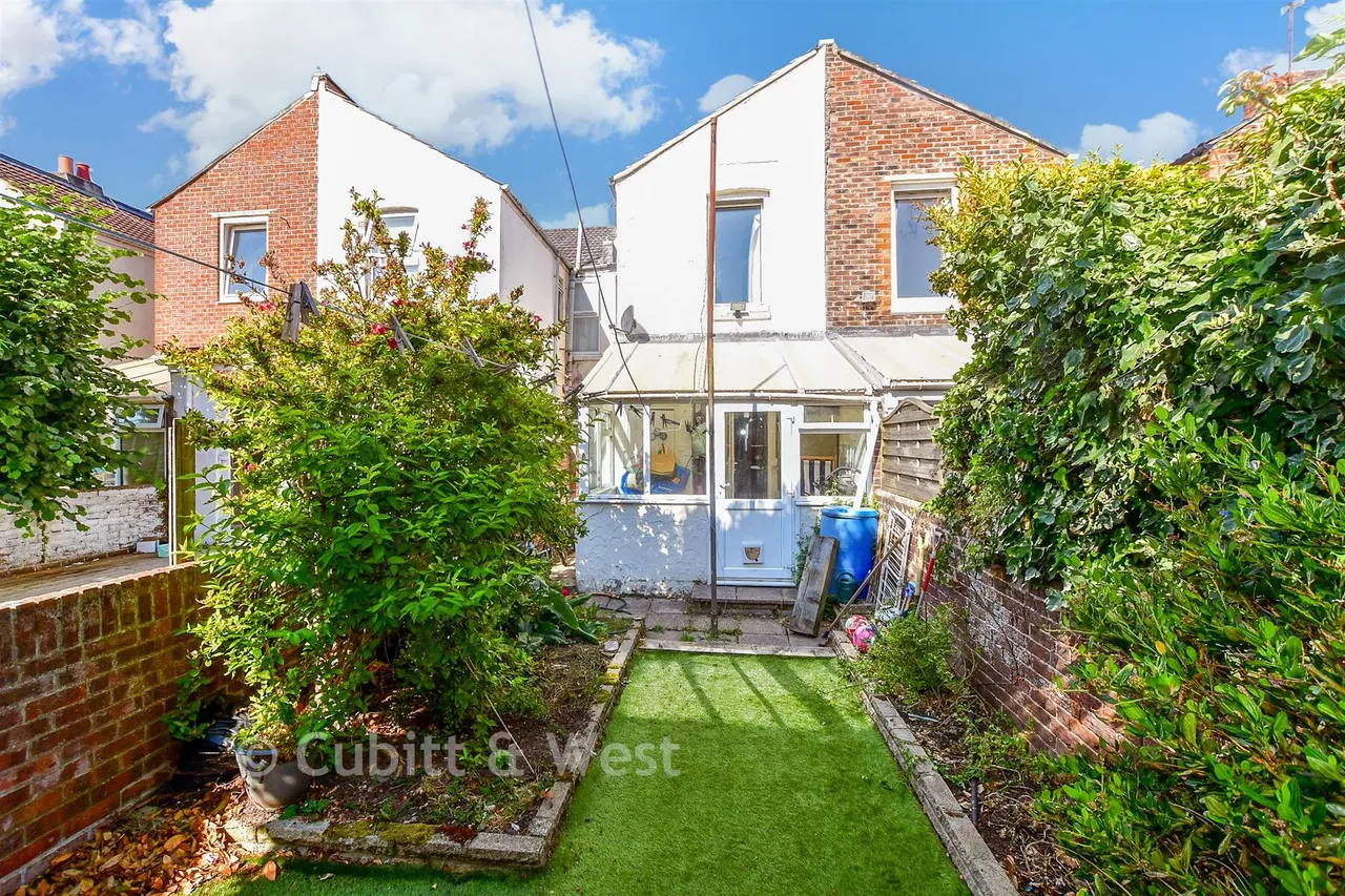 Hollam Road, Southsea, PO4, photo 12