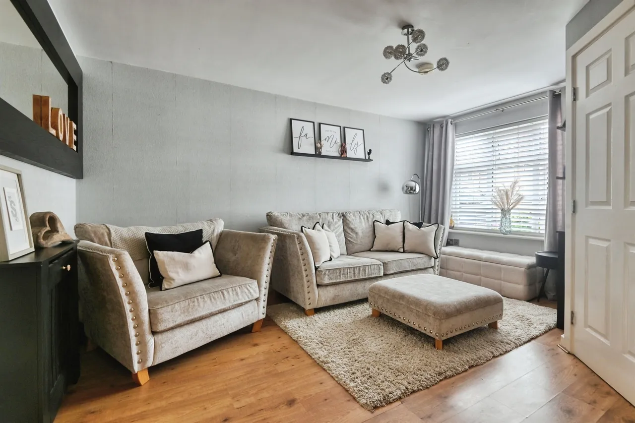 Berrowside Road, Shard End, Birmingham, photo 2