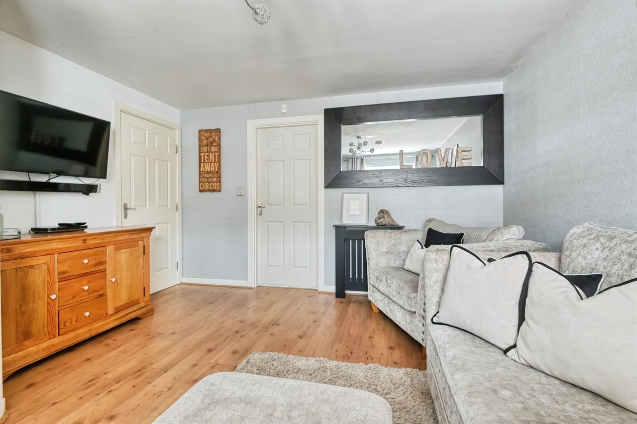 Berrowside Road, Shard End, Birmingham, photo 4
