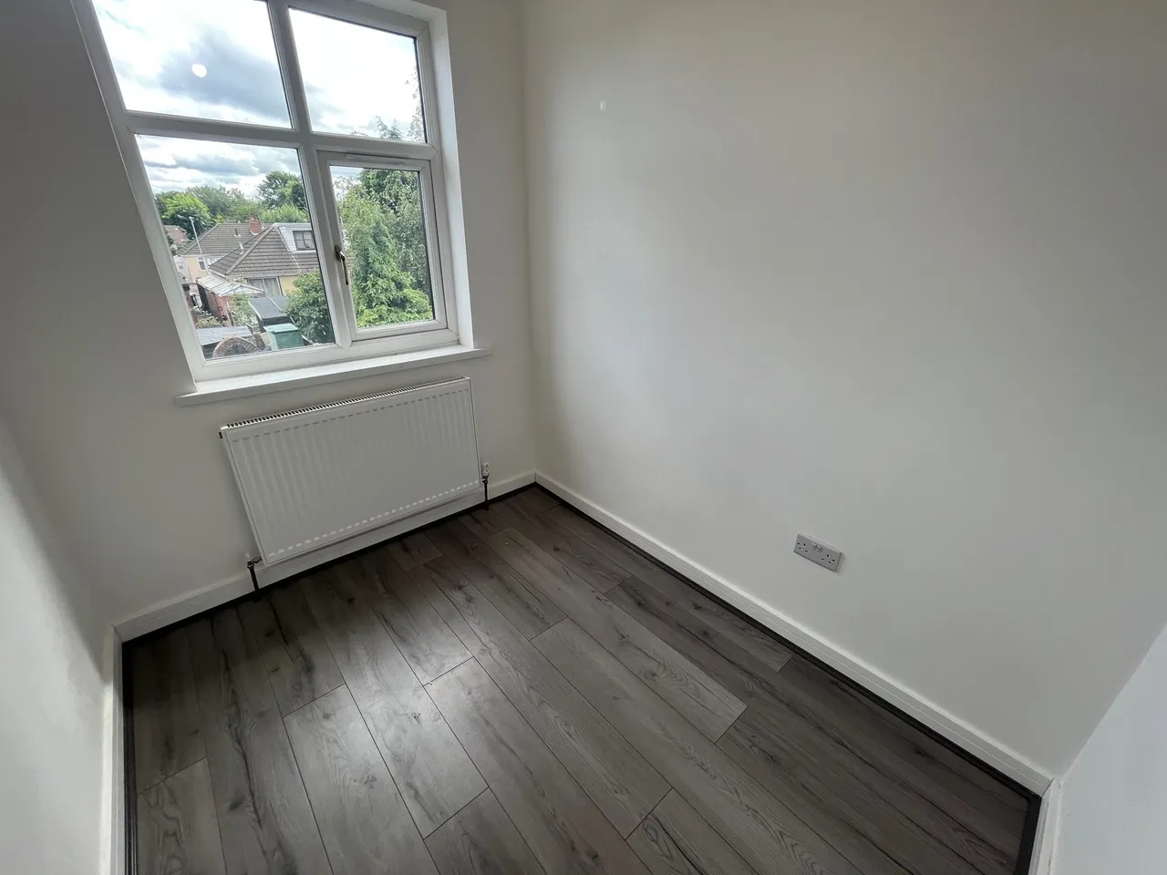Bradley Lane, Bilston, WV14, photo 8