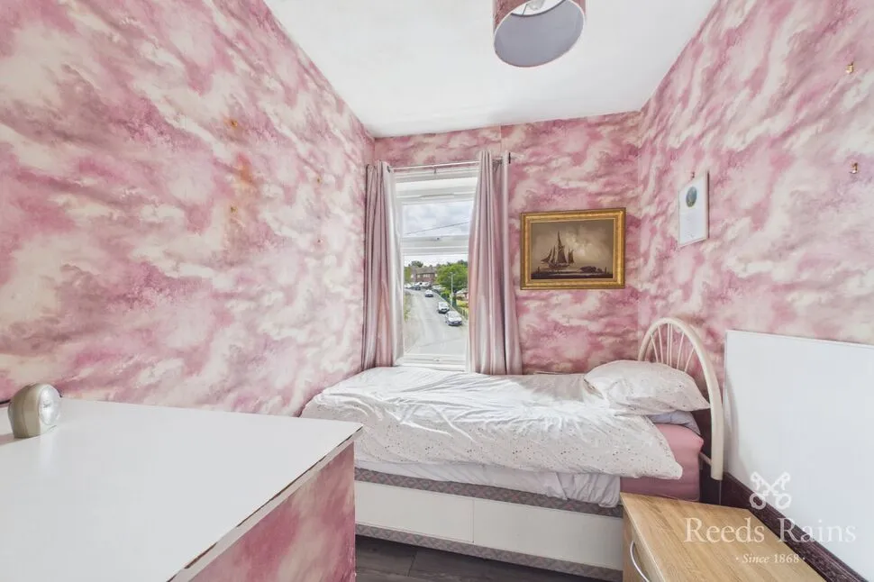 Overthorpe Road, Dewsbury, West Yorkshire, WF12, photo 9
