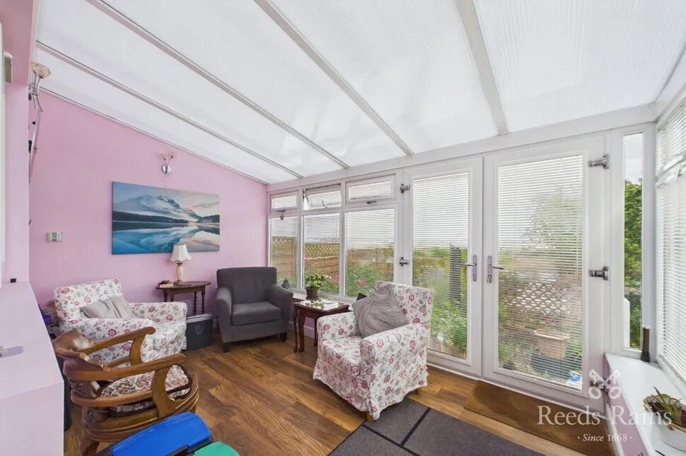 Overthorpe Road, Dewsbury, West Yorkshire, WF12, photo 8