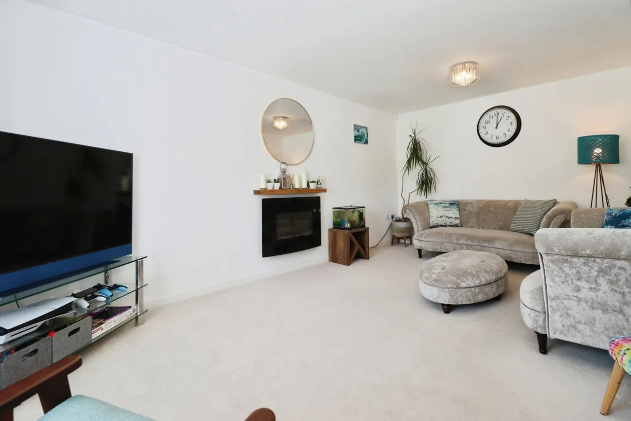 Slade Baker Way, Bristol, Gloucestershire, BS16, photo 4