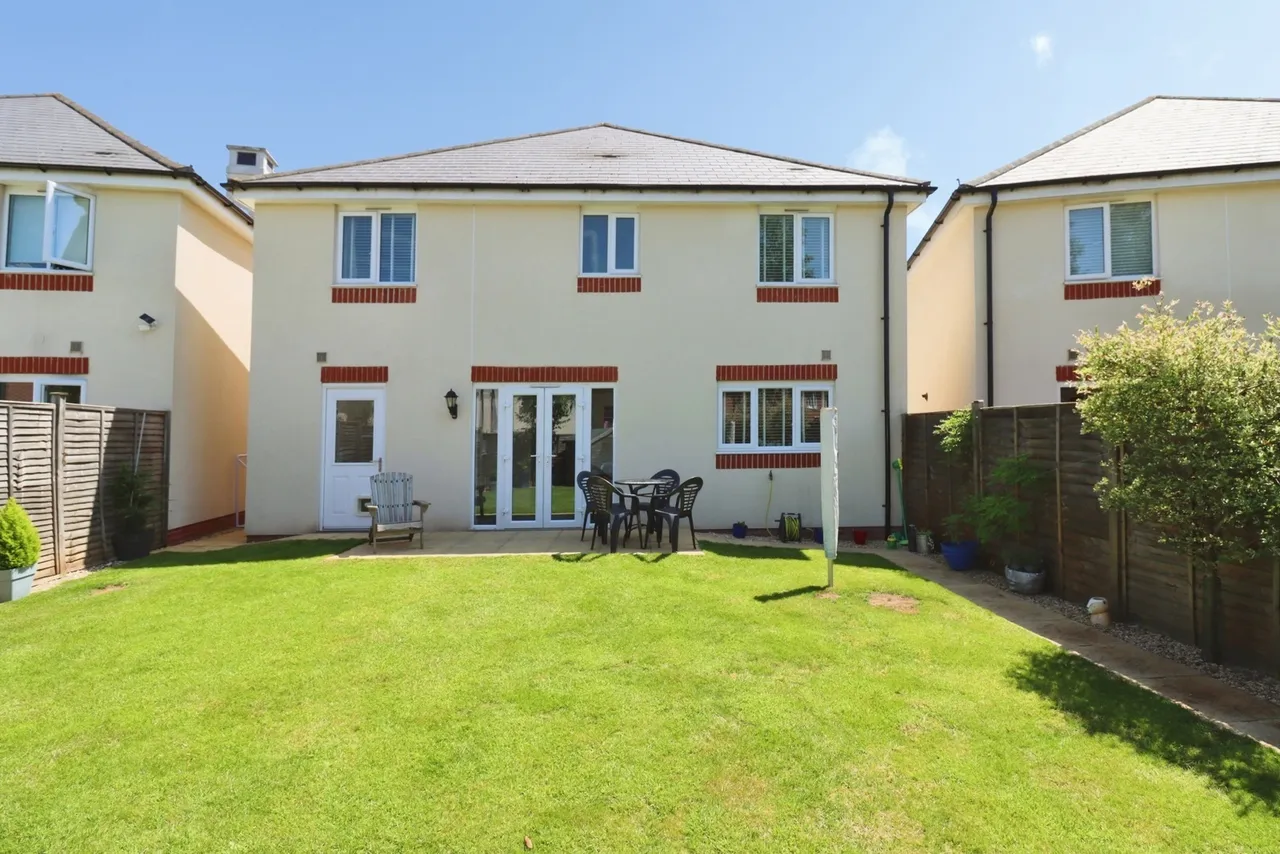 Slade Baker Way, Bristol, Gloucestershire, BS16, photo 2