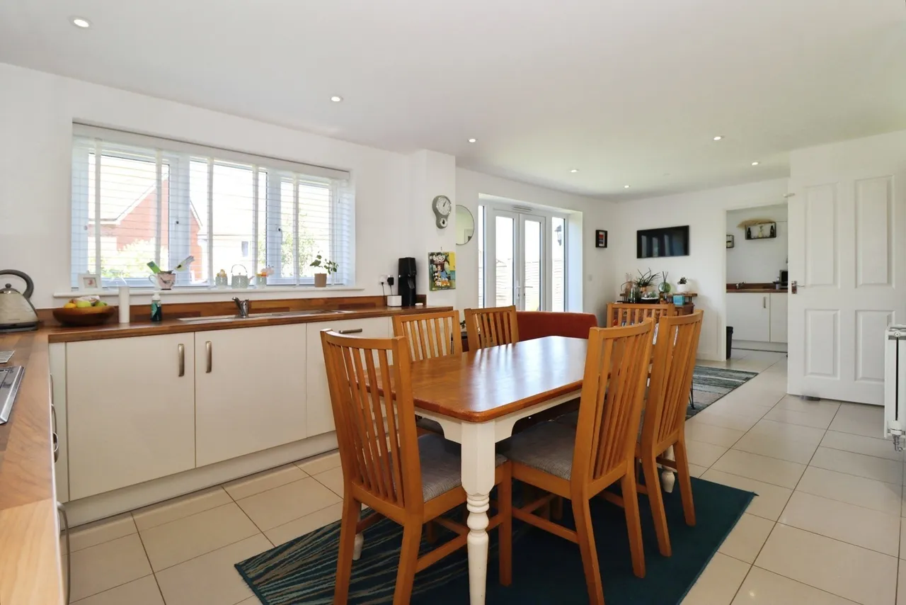Slade Baker Way, Bristol, Gloucestershire, BS16, photo 6