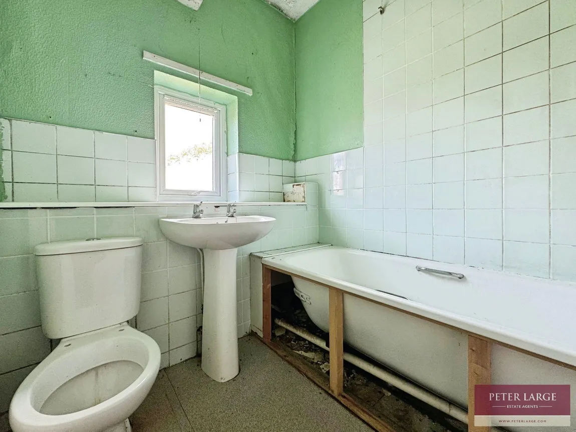 Sandringham Avenue, Rhyl, Denbighshire, LL18 1NL, photo 16