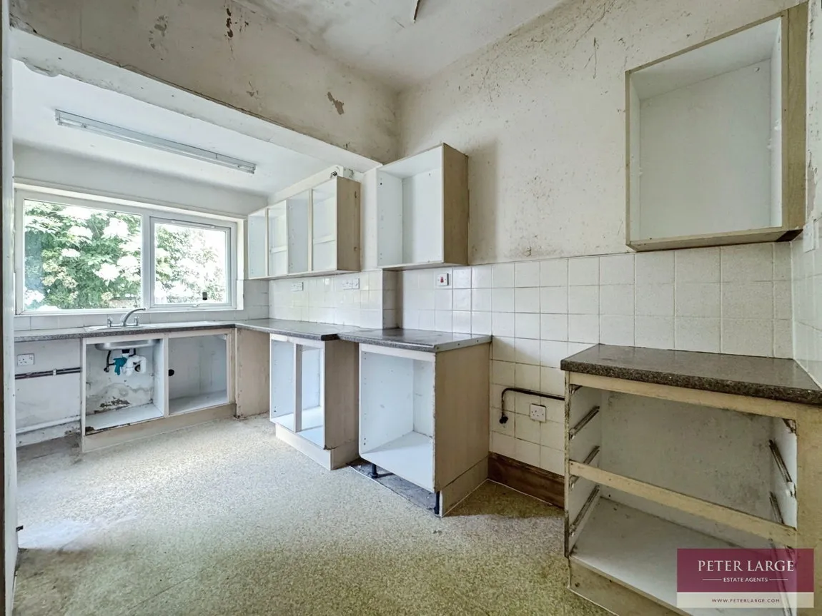 Sandringham Avenue, Rhyl, Denbighshire, LL18 1NL, photo 5