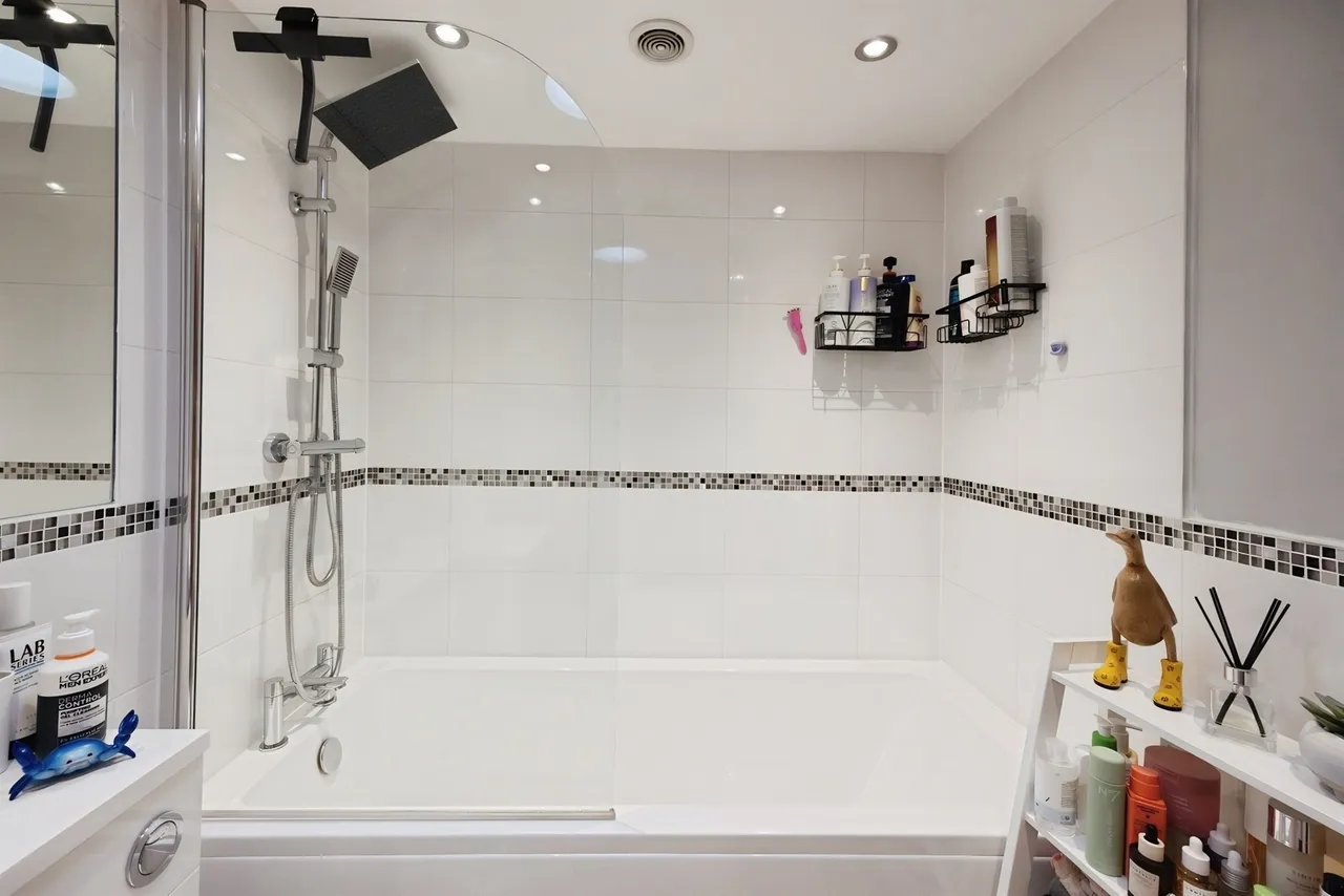 Walk Mill Lane, Kingswood, GL12, photo 9