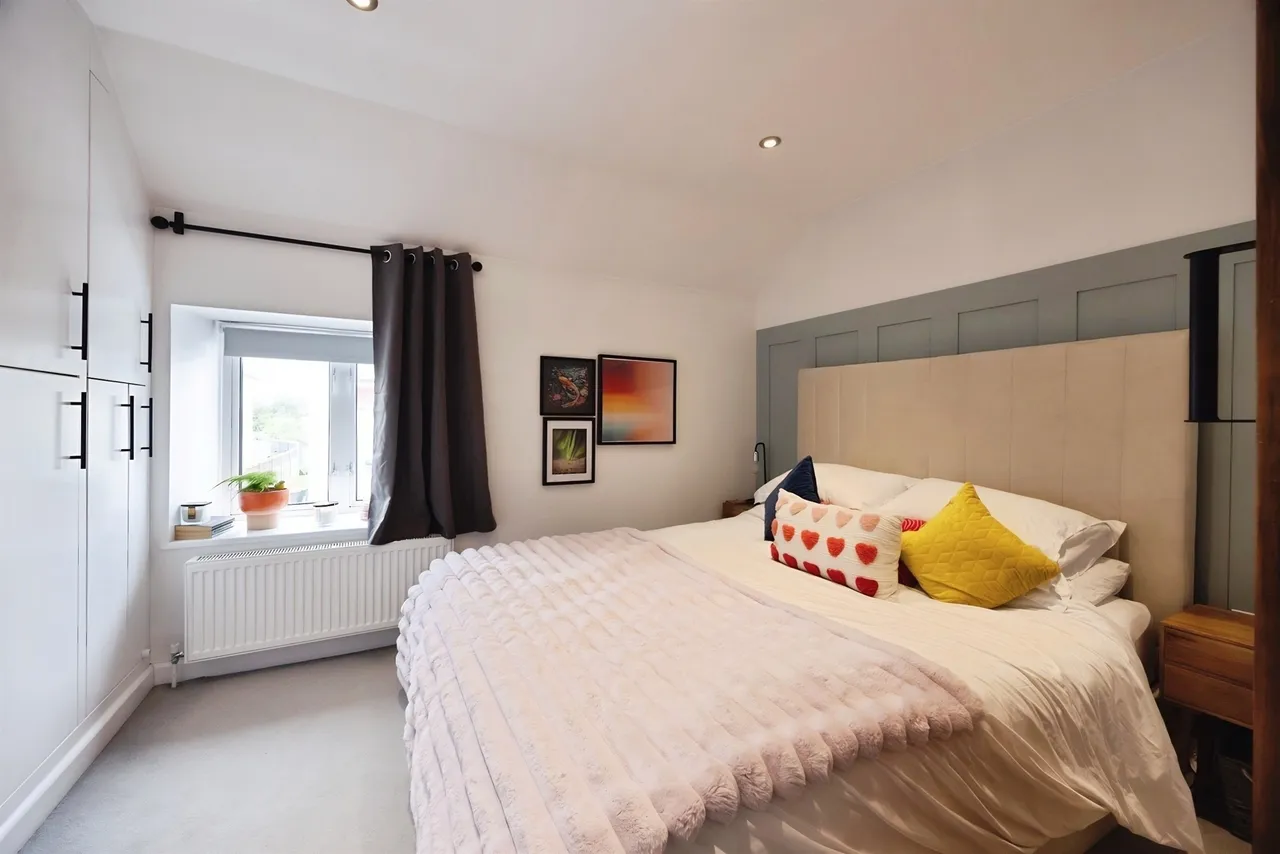 Walk Mill Lane, Kingswood, GL12, photo 5