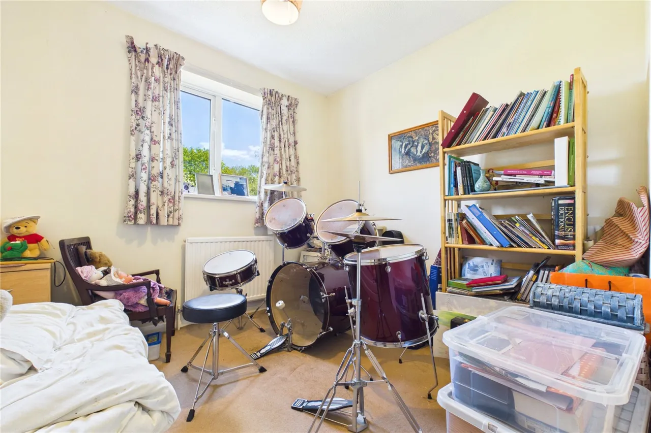 Muswell Close, Theale, RG7, photo 11