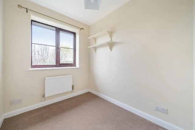 Thorne Way, Aylesbury, HP20, photo 8