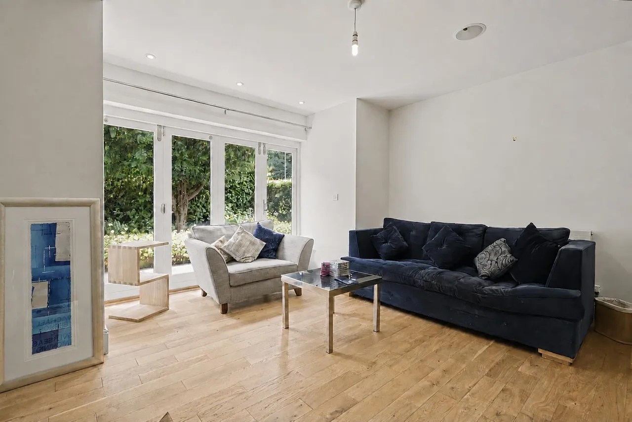 Cow Lane, Bramcote, NG9, photo 9