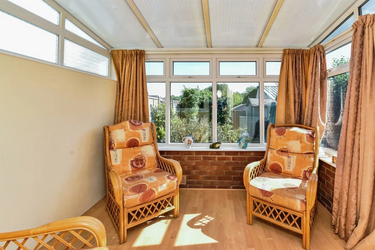 Plantation Road, Chippenham, SN14, photo 7