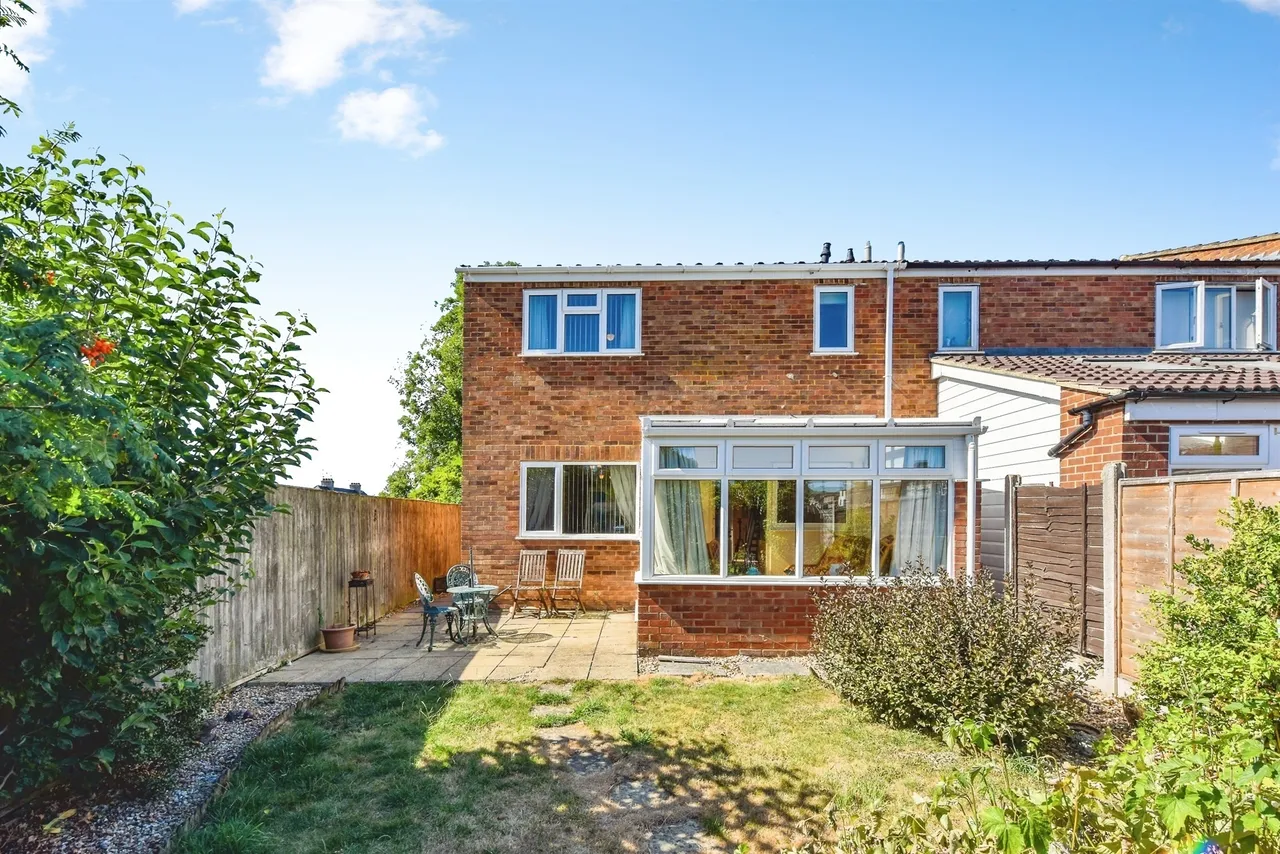 Plantation Road, Chippenham, SN14, photo 15
