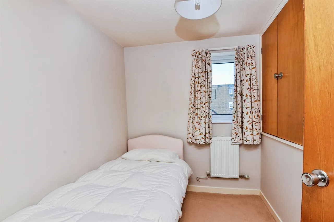 Plantation Road, Chippenham, SN14, photo 12