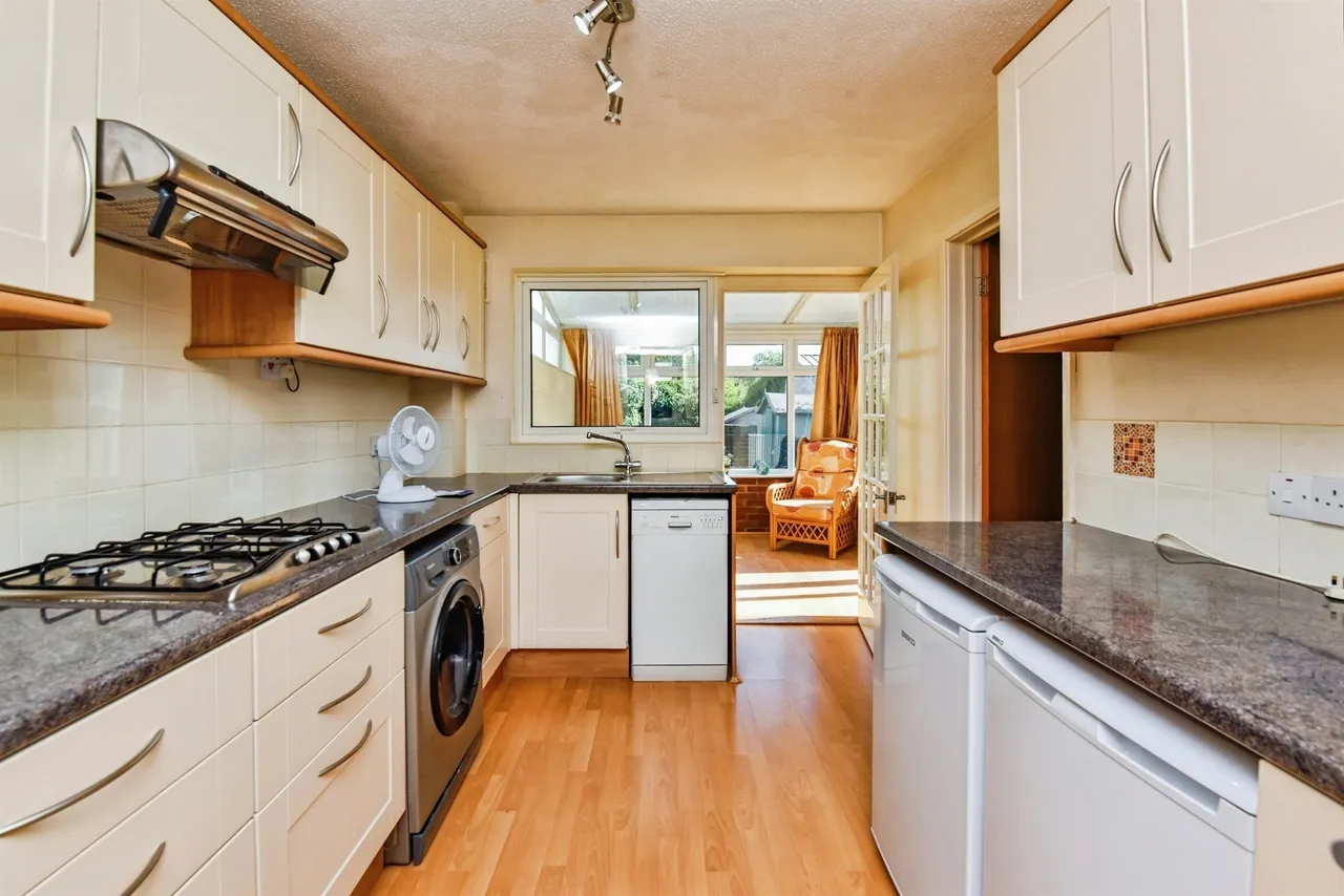Plantation Road, Chippenham, SN14, photo 5