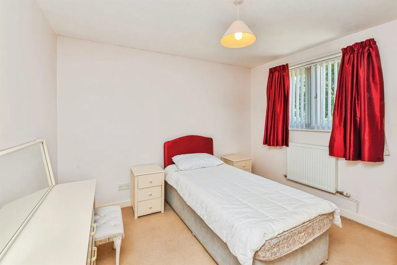 Plantation Road, Chippenham, SN14, photo 11